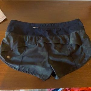 Lululemon Shorts 🍋